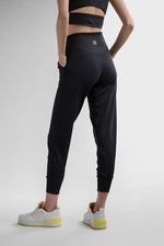 Load image into Gallery viewer, Hampton Pants
